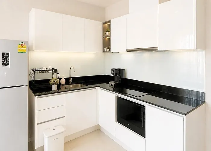 Modern One Bedroom, 3 Mins To Mrt Suthisarn And Ratchadaphisek Apartment