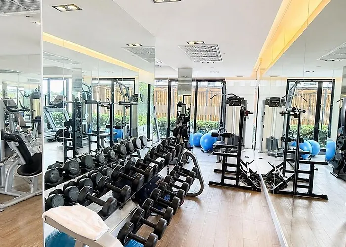 Modern One Bedroom, 3 Mins To Mrt Suthisarn And Ratchadaphisek Apartment Bangkok